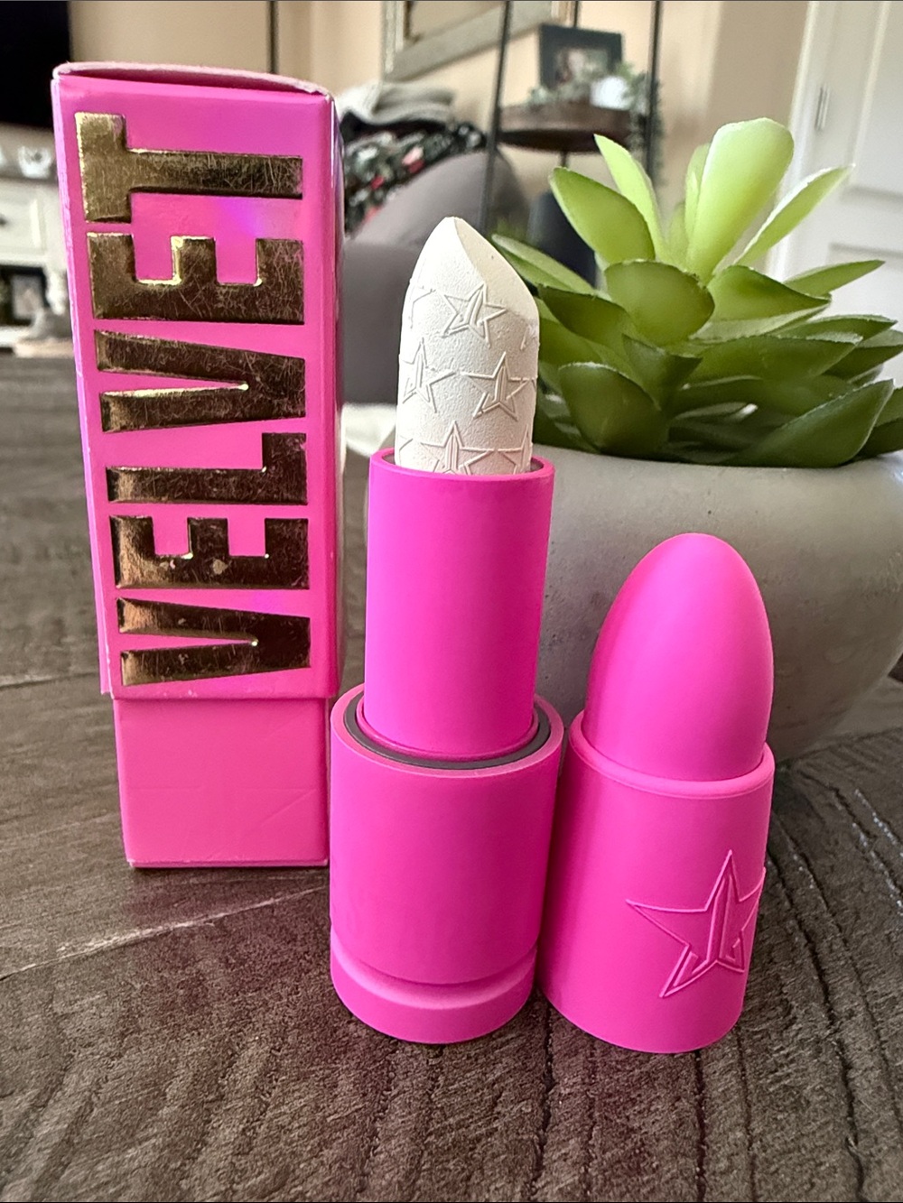 Jeffree Star - God’s Gift Lipstick - New!
